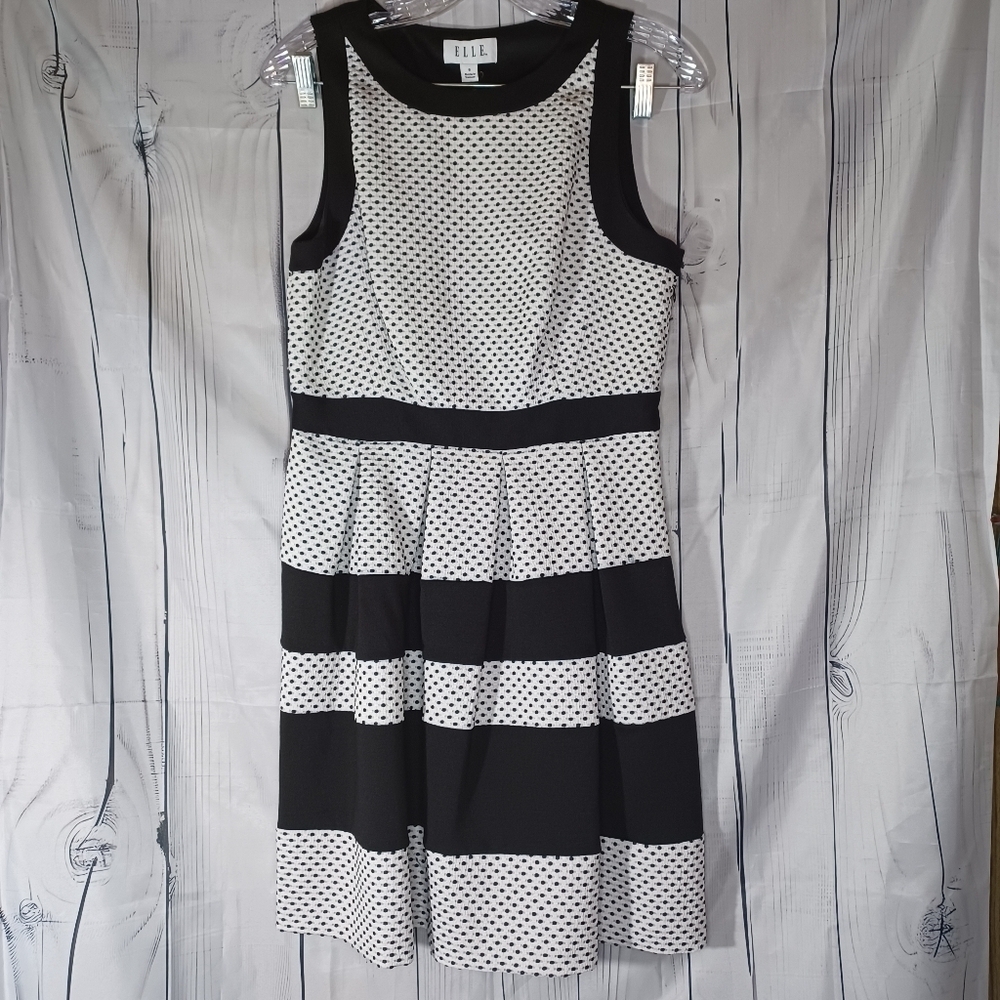 Elle Black and White Polka Dot Pleated Retro Classic Dress NWOT